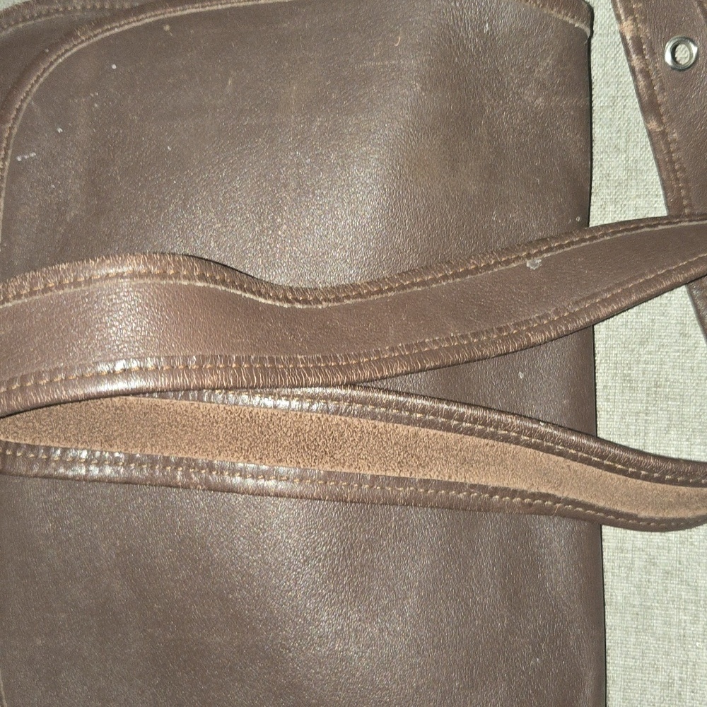 Coach Black Leather Messenger Crossbody with Brass Hardware - Picture 6 of 13